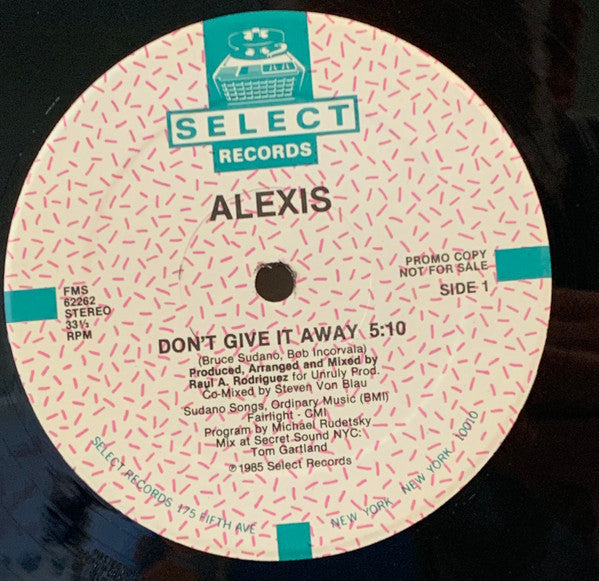 Alexis – Don't Give It Away (NM, Funda Generic de Sello) BOX28