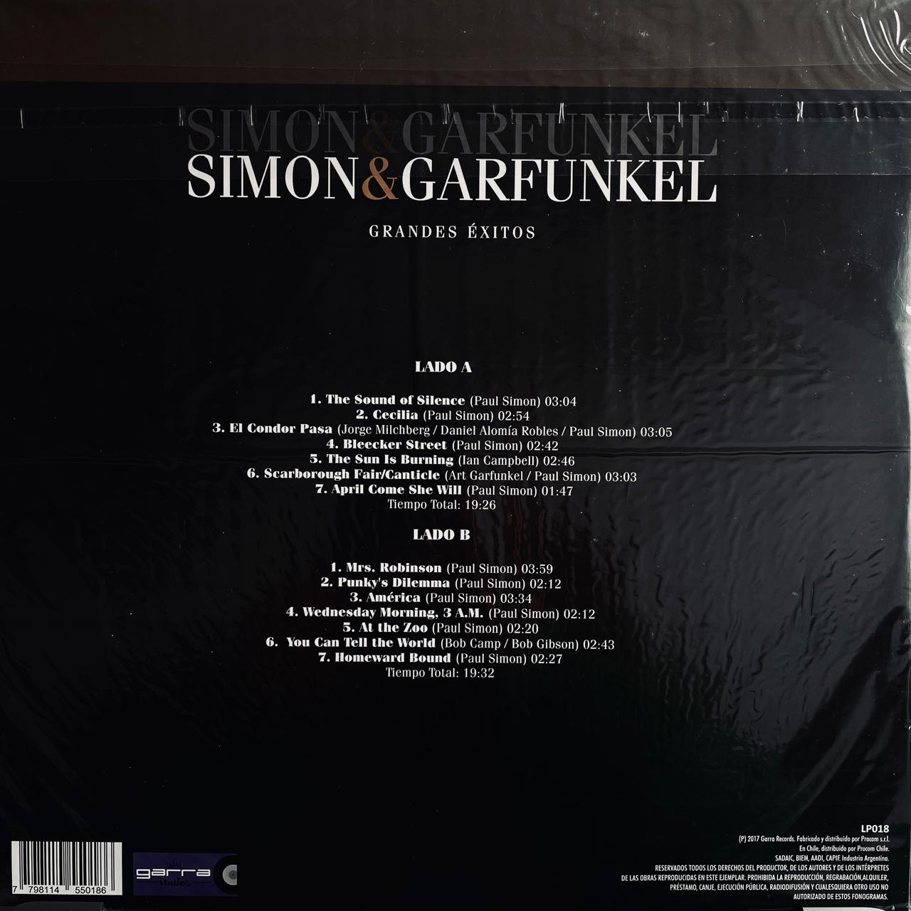 Simon & Garfunkel – Grandes Éxitos, contraportada con el listado de canciones