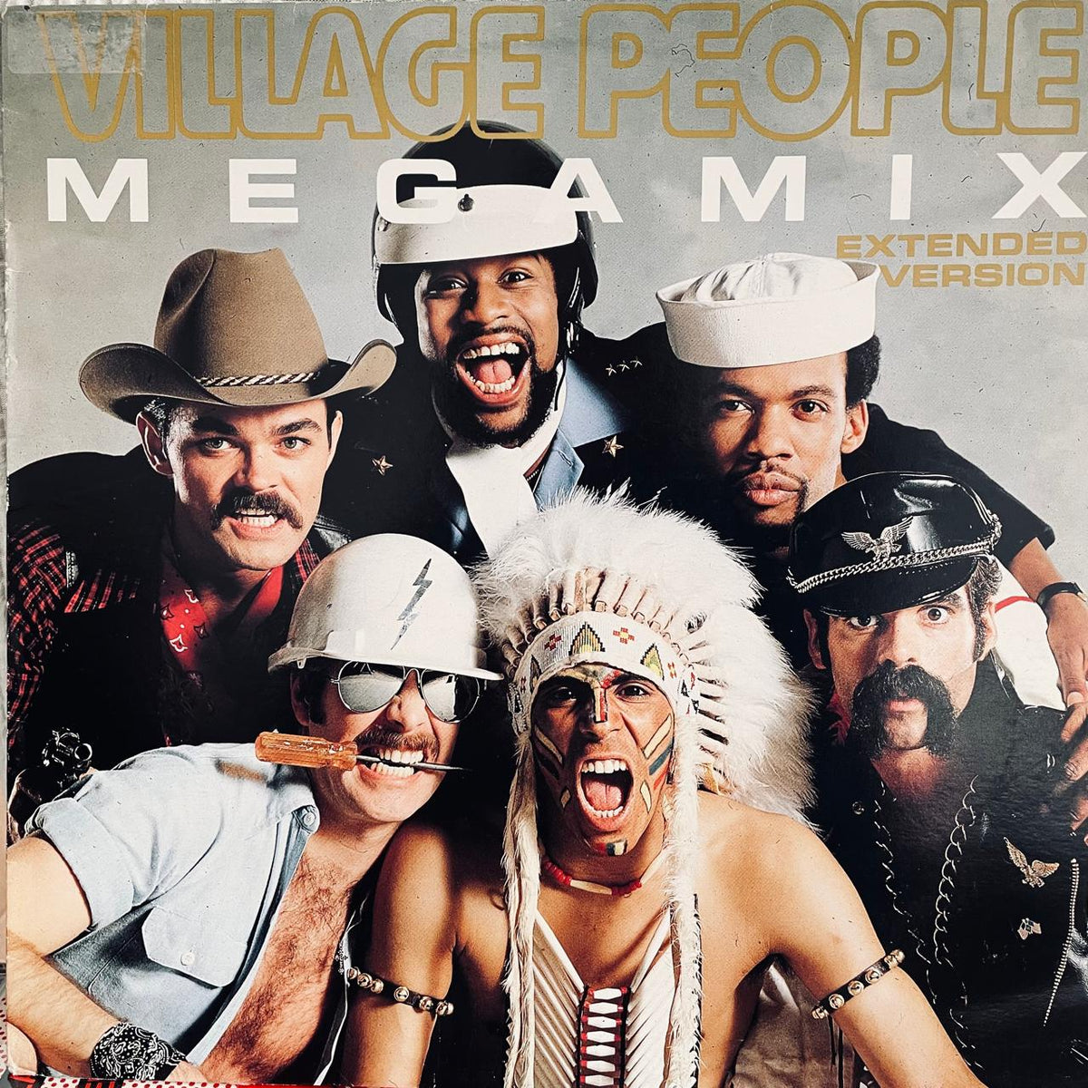 Village People – Megamix (EX, FUNDA VG+) BOX32