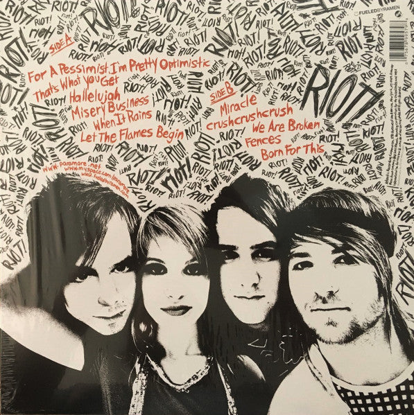 Paramore – Riot! (NUEVO, SELLADO) BOXV24