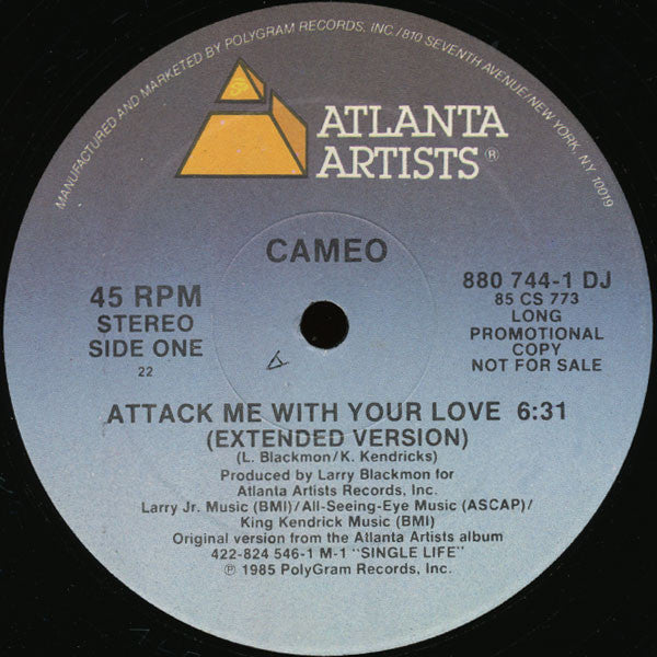 Cameo – Attack Me With Your Love (NM, Funda VG+ Generic de Sello) BoxE1