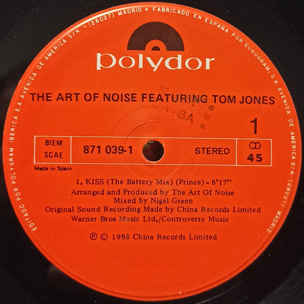 The Art Of Noise Featuring Tom Jones – Kiss (NM, FUNDA VG+) BOX6