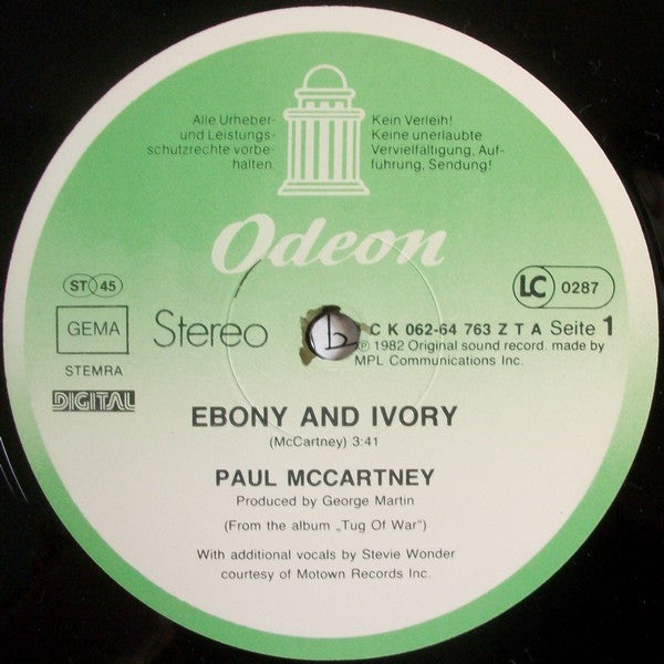 Paul McCartney – Ebony And Ivory (NM, FUNDA VG+) BOX7