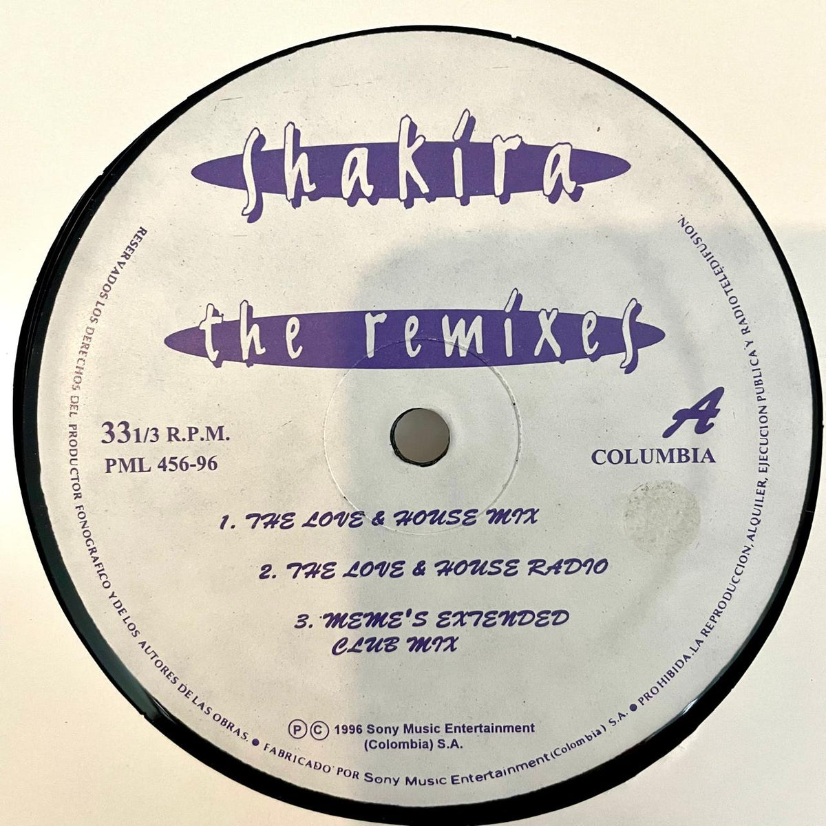 Shakira – Estoy Aquí (The Remixes) (NM) BOX24