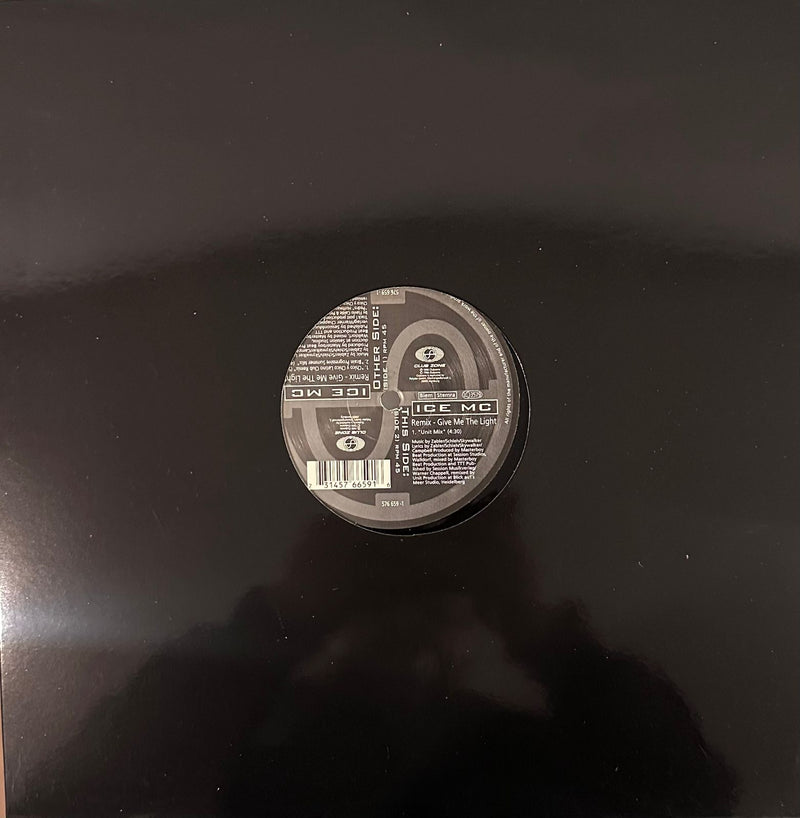 ICE MC – Give Me The Light (The Remixes) (NM, FUNDA GENÉRICA NEGRA) BOX33