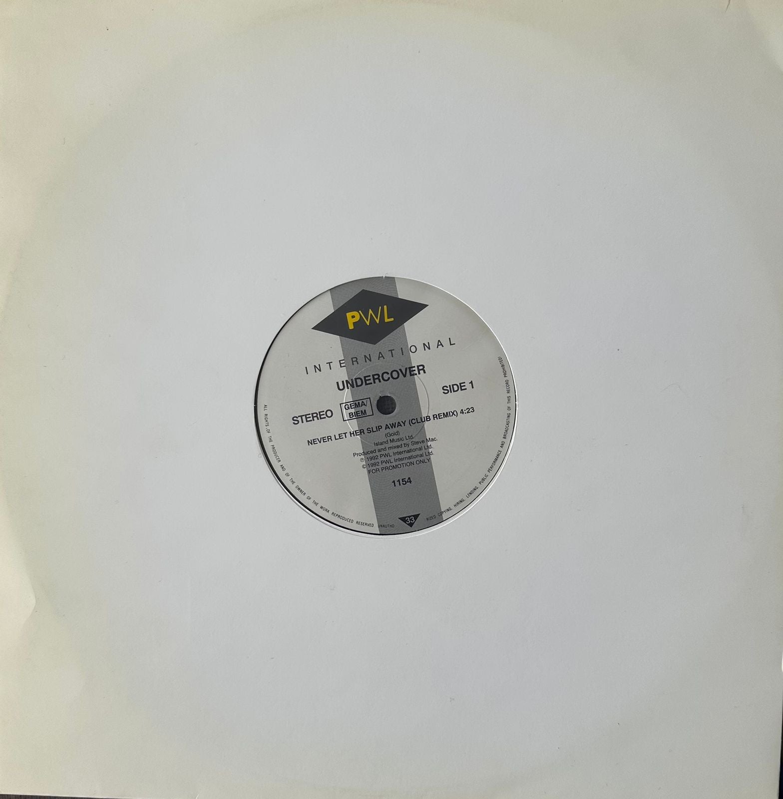 Undercover – Never Let Her Slip Away (Club Remix) (NM, FUNDA GENÉRICA - PROMO) BOX9