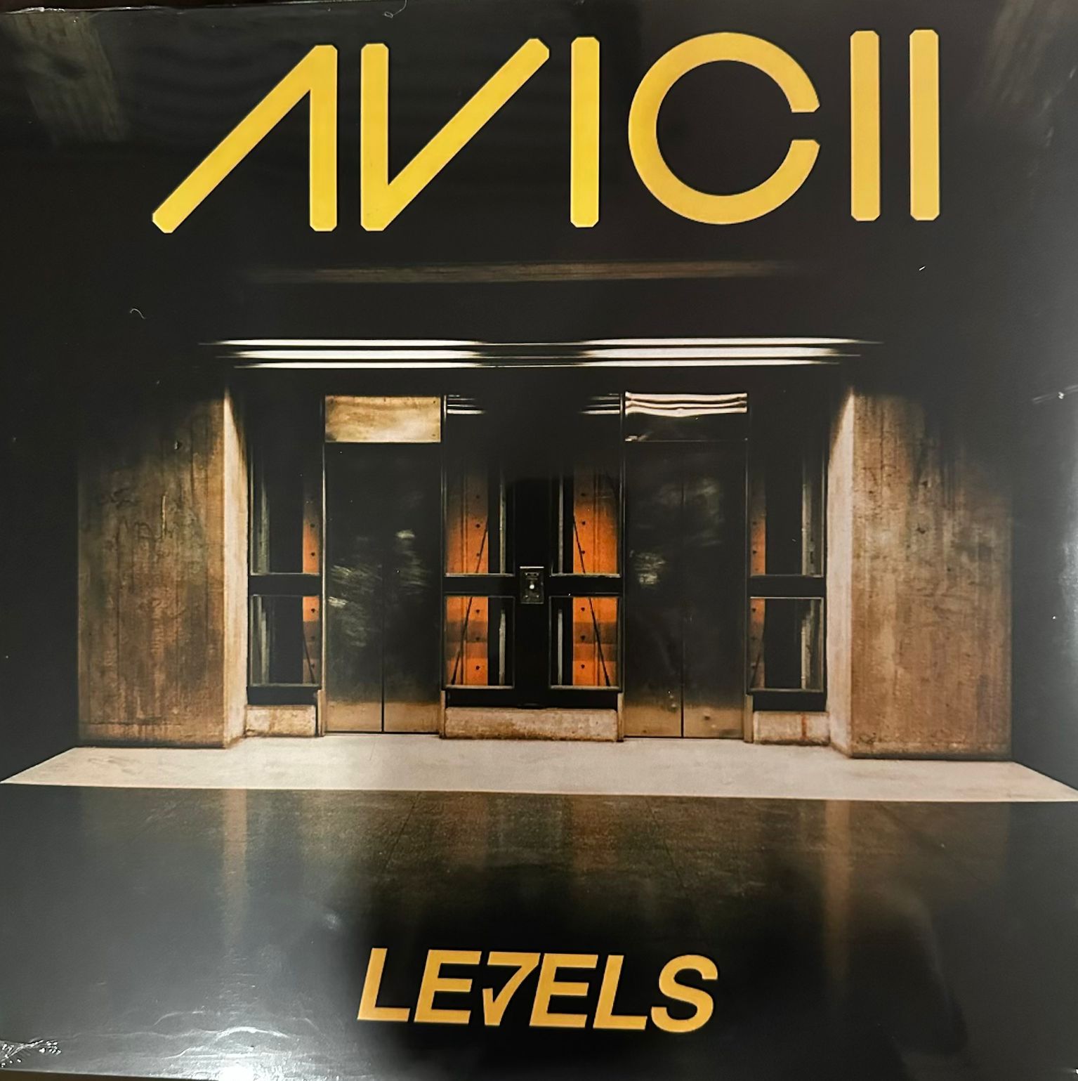 Avicii – Levels (NUEVO, SELLADO) BOX4